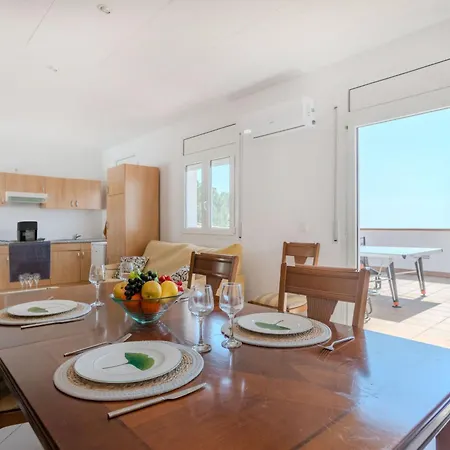 Appartement Capelans By Interhome